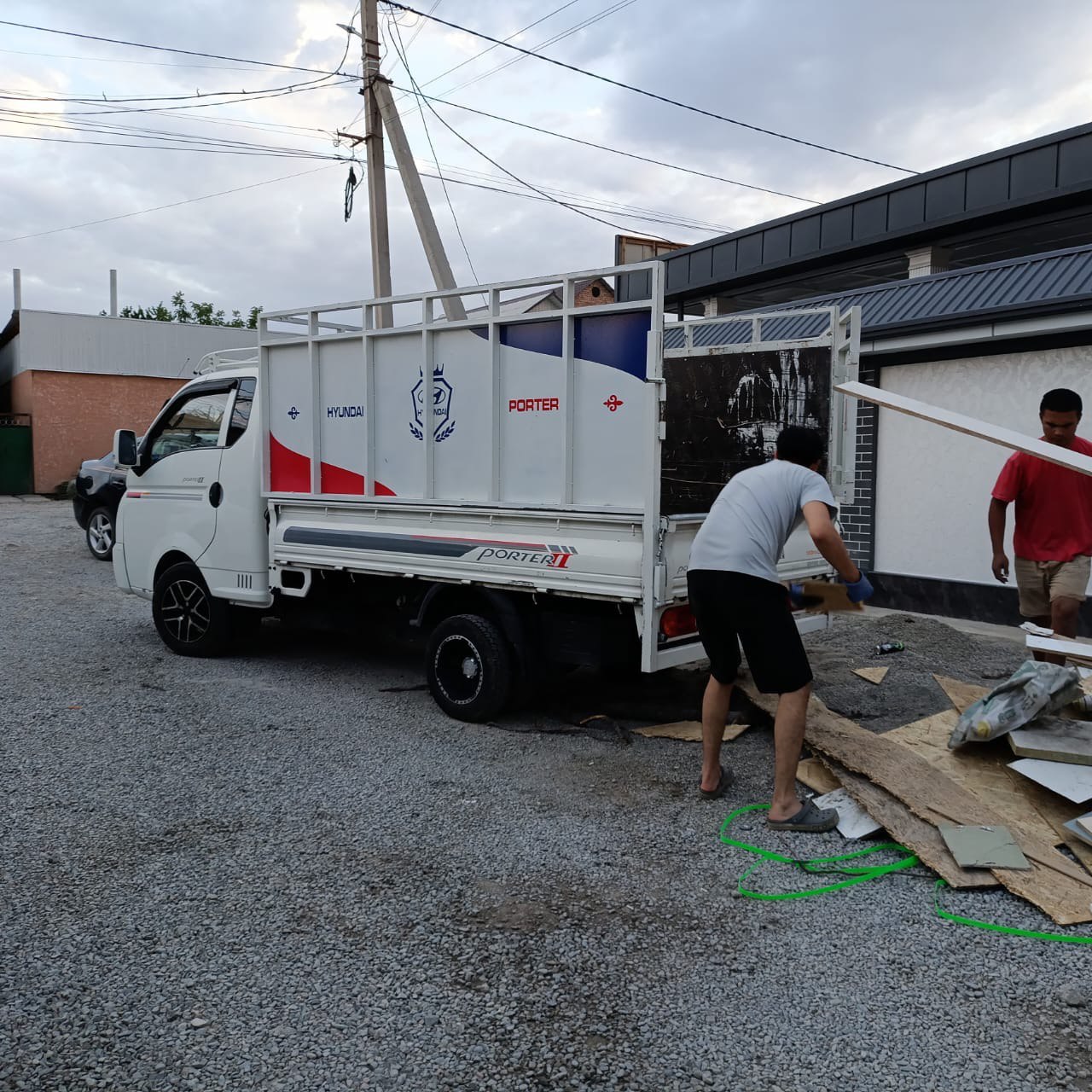 Загрузка строймусора